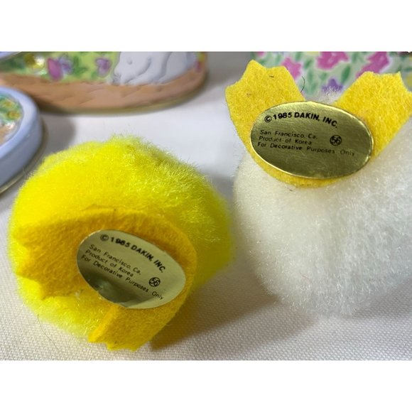 Vintage 2 Russ Berrie Easter Tins and 2 Dakin PomPom Chicks Bunny Handles 1980's - Picture 6 of 11